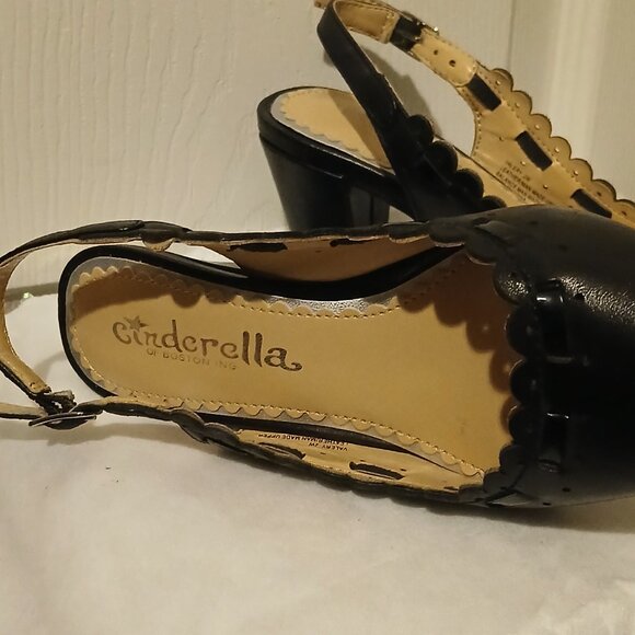 Small black Cinderella of Boston sling backs - Picture 4 of 5